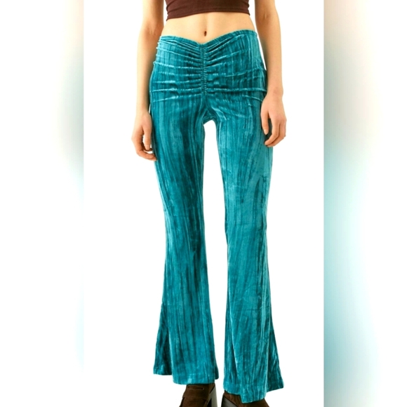 Urban Outfitters Apolonia Velvet Printed Pant, Size S - Picture 1 of 6